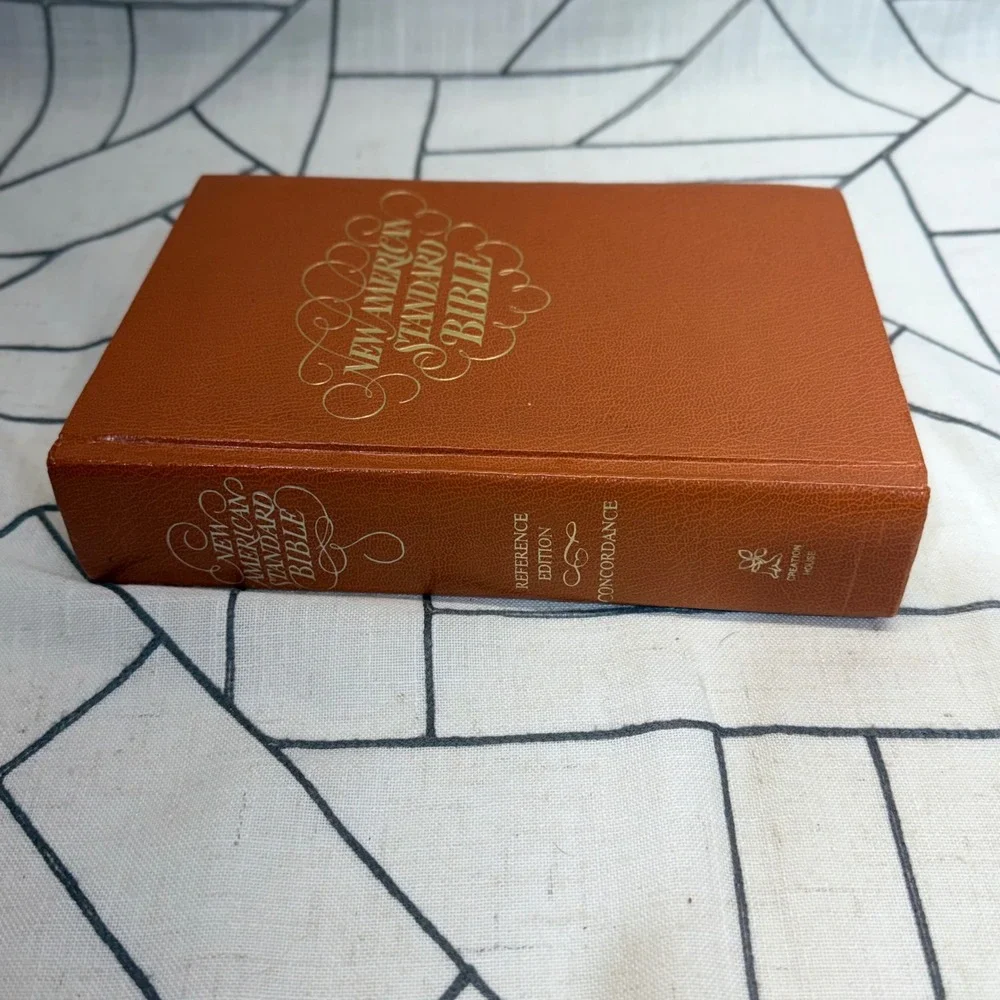Creation House New American Standard Bible Reference Edition Brown 1973 NASB